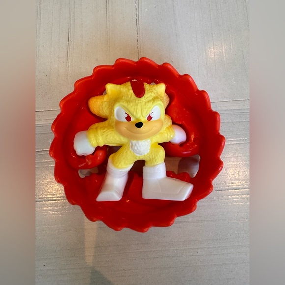 Sonic the Hedgehog 3 Happy Meal Toy – Shadow Red Roller (#8) – Limited Edition - Picture 5 of 12